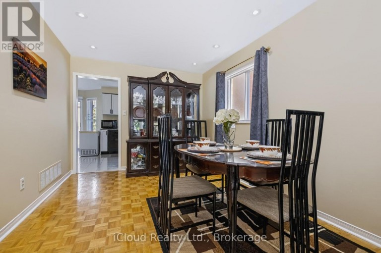 62 CASTLEHILL ROAD, Brampton (Northwood Park), Ontario, L6X4E1