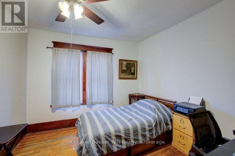 17 ARTHUR STREET E, Minto, Ontario, N0G1Z0