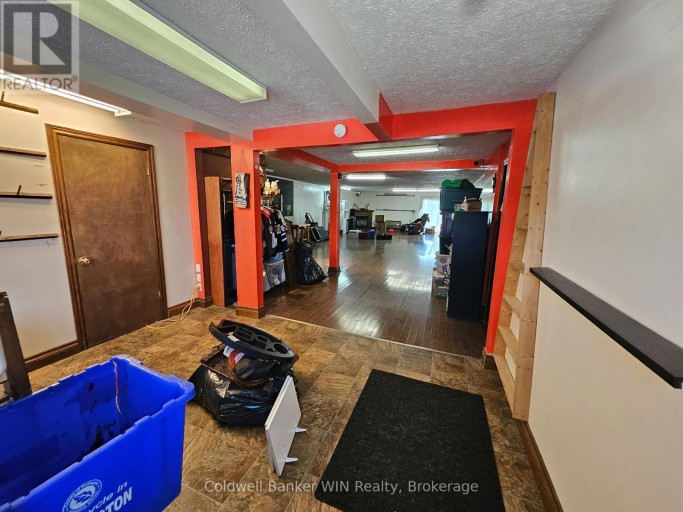 17 ARTHUR STREET E, Minto, Ontario, N0G1Z0