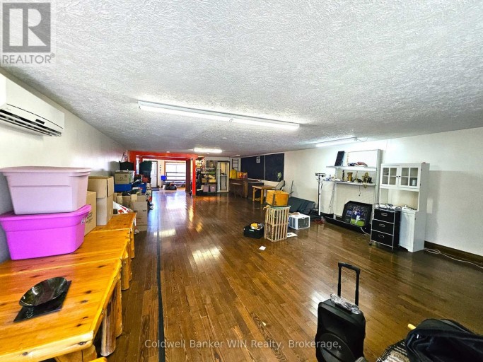 17 ARTHUR STREET E, Minto, Ontario, N0G1Z0