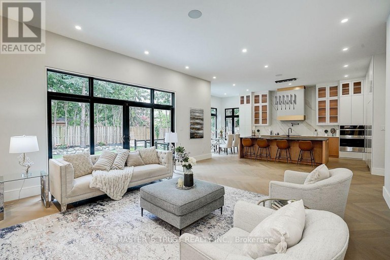 202 CARLTON ROAD, Markham (Unionville), Ontario, L3R3L8