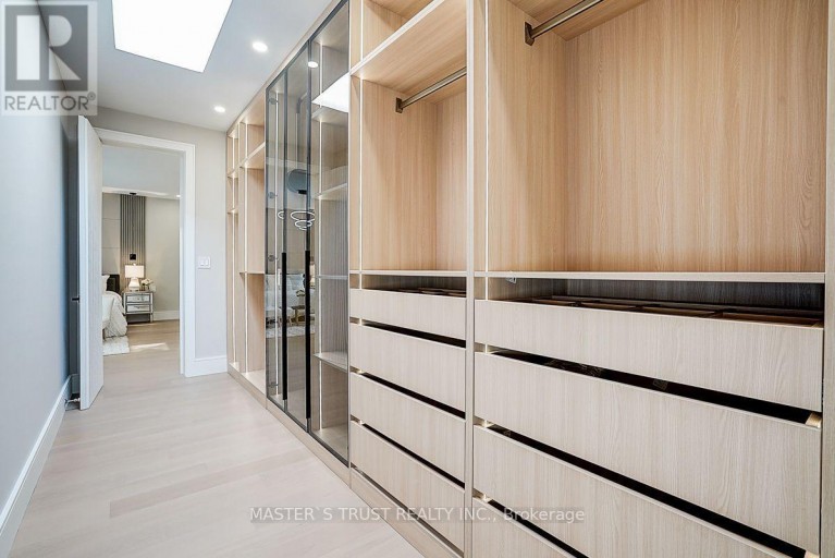 202 CARLTON ROAD, Markham (Unionville), Ontario, L3R3L8