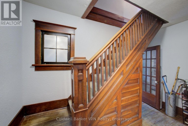 17 ARTHUR STREET E, Minto, Ontario, N0G1Z0