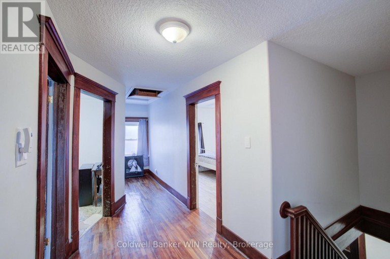17 ARTHUR STREET E, Minto, Ontario, N0G1Z0