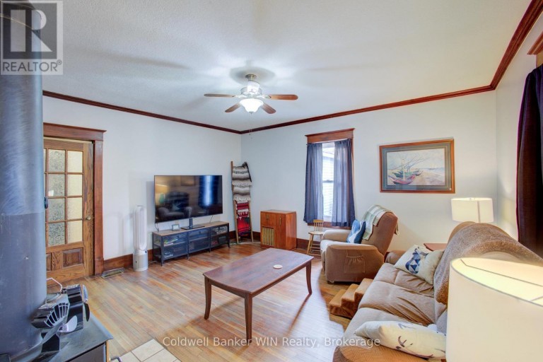 17 ARTHUR STREET E, Minto, Ontario, N0G1Z0