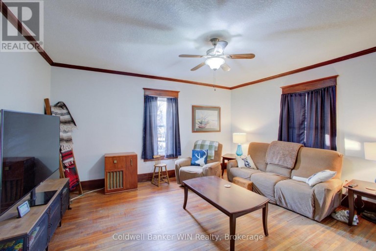 17 ARTHUR STREET E, Minto, Ontario, N0G1Z0