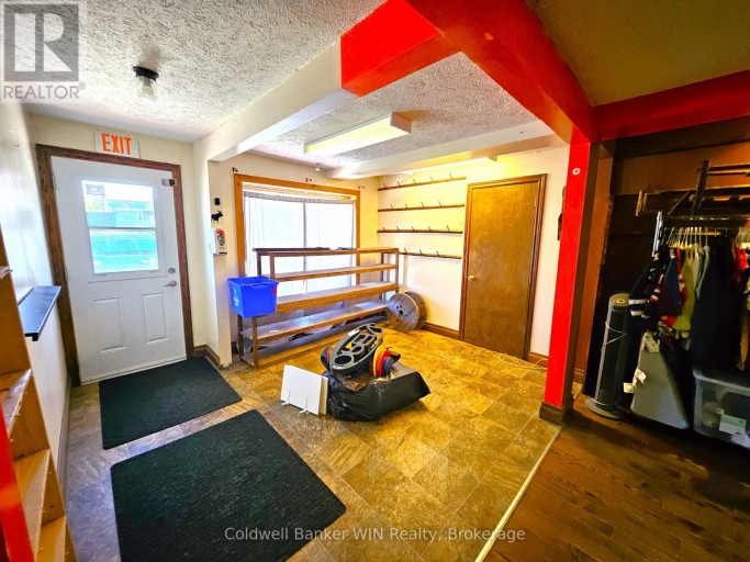17 ARTHUR STREET E, Minto, Ontario, N0G1Z0