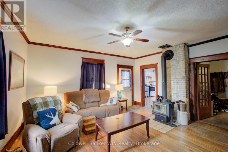 17 ARTHUR STREET E, Minto, Ontario, N0G1Z0