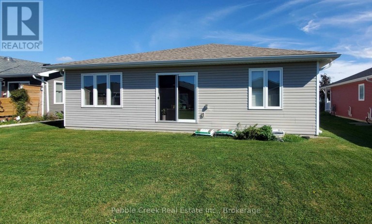 83 HURON HEIGHTS DRIVE, Ashfield-Colborne-Wawanosh (Colborne), Ontario, N7A0C1