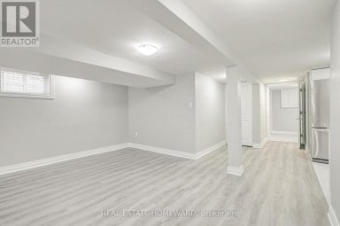 4 MOORECROFT CRESCENT Toronto (Ionview) Ontario photo 18