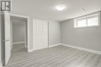 4 MOORECROFT CRESCENT Toronto (Ionview) Ontario photo 19