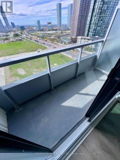1303 - 21 MEADOWDALE ROAD, Vaughan (Vaughan Corporate Centre), Ontario, L4K0C7
