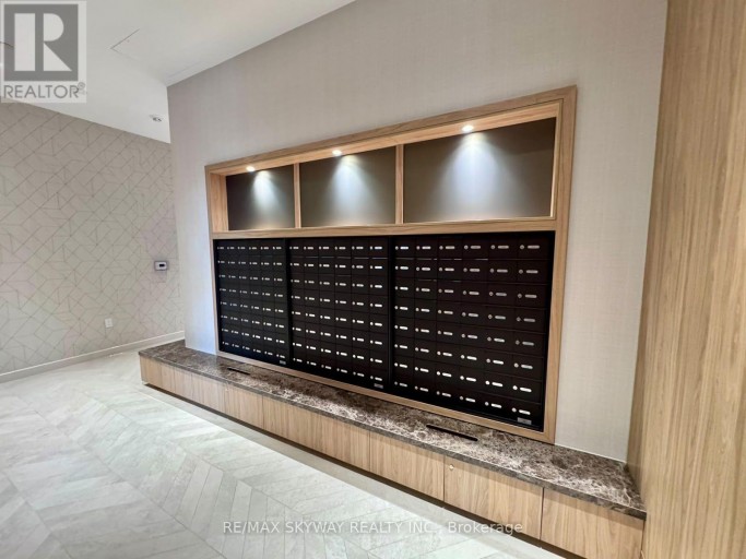1303 - 21 MEADOWDALE ROAD, Vaughan (Vaughan Corporate Centre), Ontario, L4K0C7