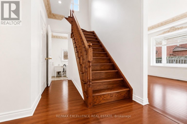 21 CASTLE MOUNTAIN DRIVE, Brampton (Sandringham-Wellington), Ontario, L6R2W9