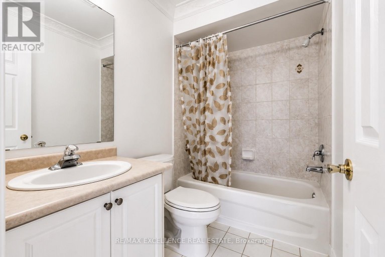21 CASTLE MOUNTAIN DRIVE, Brampton (Sandringham-Wellington), Ontario, L6R2W9
