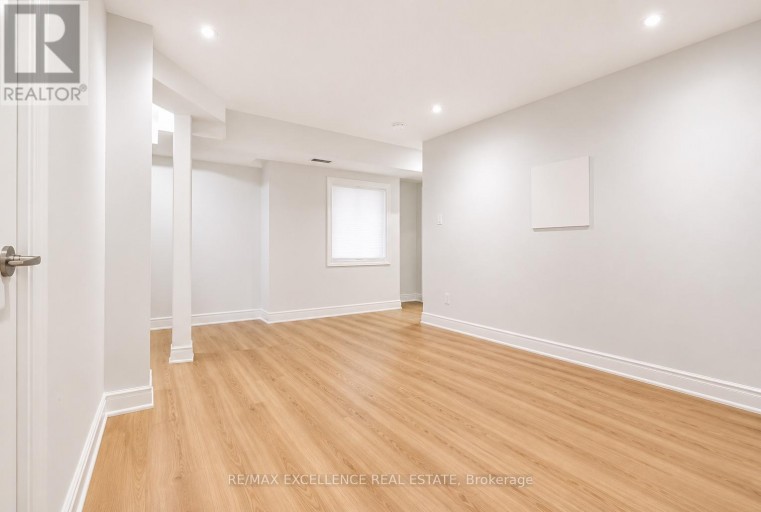 21 CASTLE MOUNTAIN DRIVE, Brampton (Sandringham-Wellington), Ontario, L6R2W9