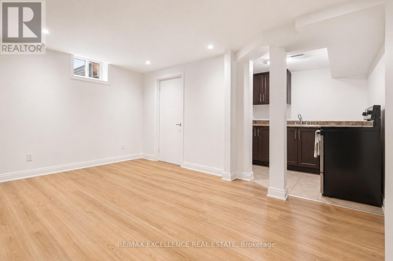 21 CASTLE MOUNTAIN DRIVE, Brampton (Sandringham-Wellington), Ontario, L6R2W9