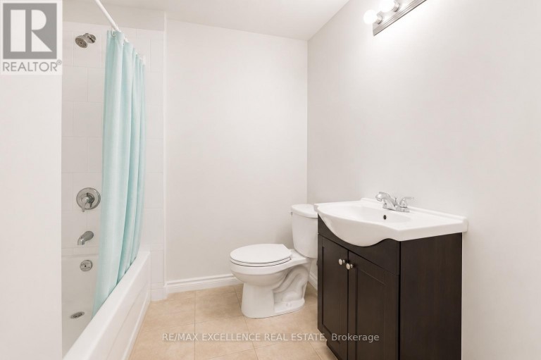 21 CASTLE MOUNTAIN DRIVE, Brampton (Sandringham-Wellington), Ontario, L6R2W9