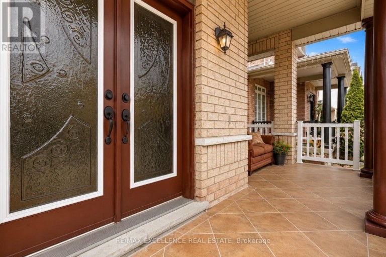 21 CASTLE MOUNTAIN DRIVE, Brampton (Sandringham-Wellington), Ontario, L6R2W9