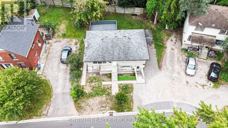 321 SALISBURY STREET, London East (East G), Ontario, N5Y3A8