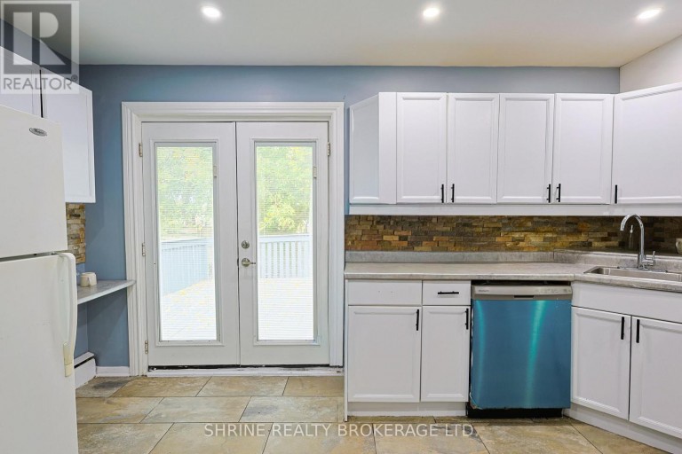 321 SALISBURY STREET, London East (East G), Ontario, N5Y3A8