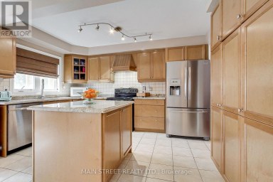 196 WAINSCOT AVENUE Newmarket (Woodland Hill) Ontario photo 10