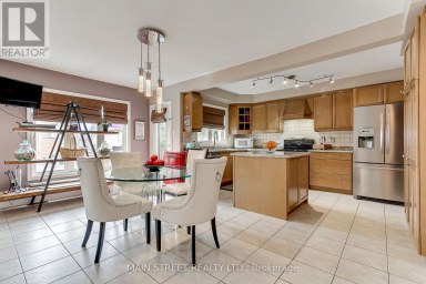 196 WAINSCOT AVENUE Newmarket (Woodland Hill) Ontario photo 13