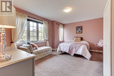 196 WAINSCOT AVENUE Newmarket (Woodland Hill) Ontario photo 23