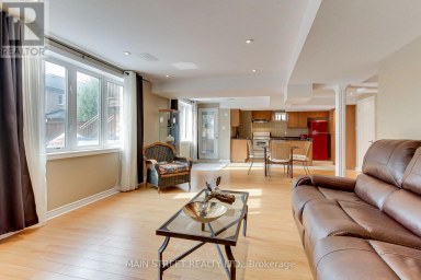 196 WAINSCOT AVENUE Newmarket (Woodland Hill) Ontario photo 30