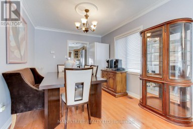 196 WAINSCOT AVENUE Newmarket (Woodland Hill) Ontario photo 8