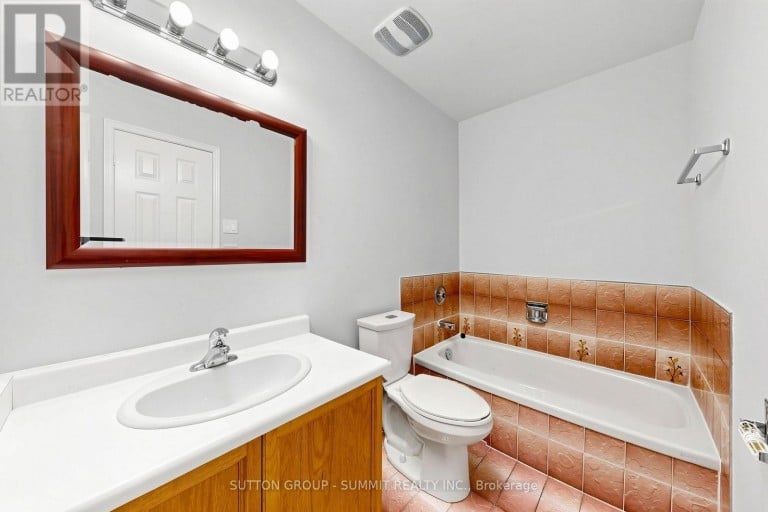 4150 PERIVALE ROAD, Mississauga (Creditview), Ontario, L5C3M6