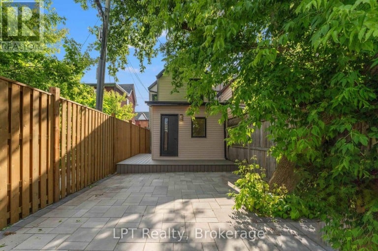 204 FRANKLIN AVENUE, Toronto (Dovercourt-Wallace Emerson-Junction), Ontario, M6P3Z3