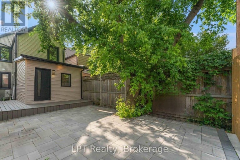 204 FRANKLIN AVENUE, Toronto (Dovercourt-Wallace Emerson-Junction), Ontario, M6P3Z3