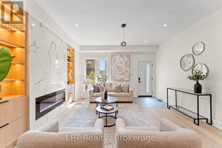 204 FRANKLIN AVENUE, Toronto (Dovercourt-Wallace Emerson-Junction), Ontario, M6P3Z3