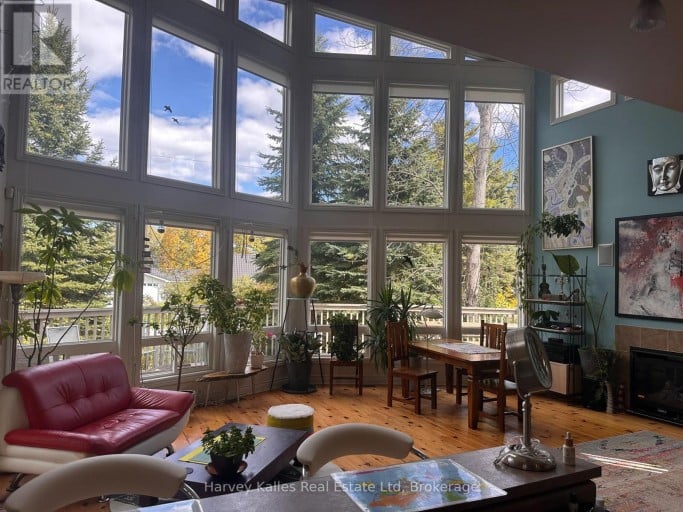 61 CONSTANCE BOULEVARD N, Wasaga Beach, Ontario, L9Z2Y3
