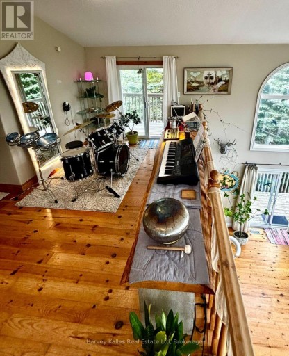 61 CONSTANCE BOULEVARD N, Wasaga Beach, Ontario, L9Z2Y3