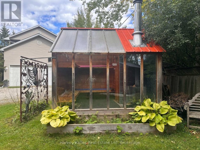 61 CONSTANCE BOULEVARD N, Wasaga Beach, Ontario, L9Z2Y3