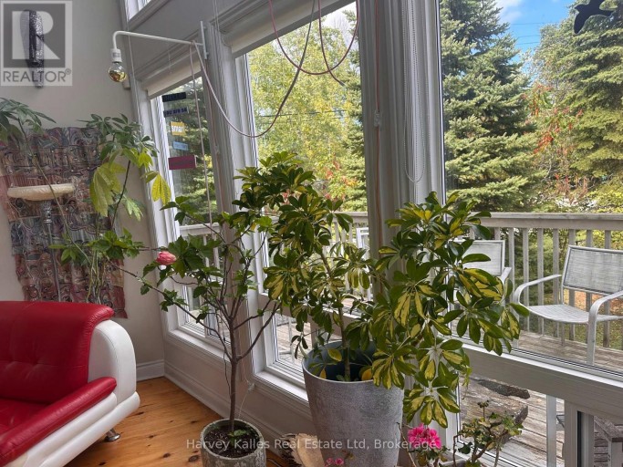 61 CONSTANCE BOULEVARD N, Wasaga Beach, Ontario, L9Z2Y3