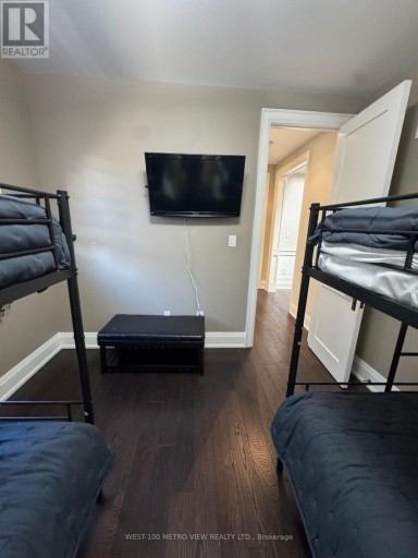 3495 JOAN DRIVE, Mississauga (City Centre), Ontario, L5B1T7