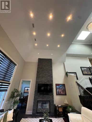 3495 JOAN DRIVE, Mississauga (City Centre), Ontario, L5B1T7