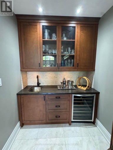 3495 JOAN DRIVE, Mississauga (City Centre), Ontario, L5B1T7