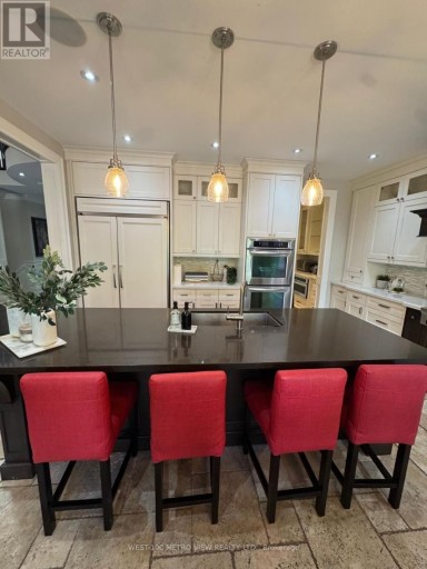 3495 JOAN DRIVE, Mississauga (City Centre), Ontario, L5B1T7