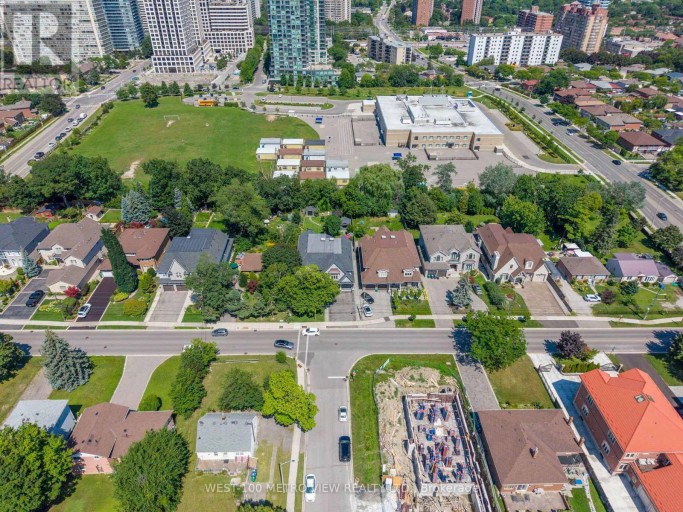 3495 JOAN DRIVE, Mississauga (City Centre), Ontario, L5B1T7
