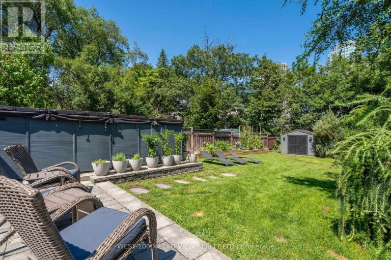 3495 JOAN DRIVE, Mississauga (City Centre), Ontario, L5B1T7