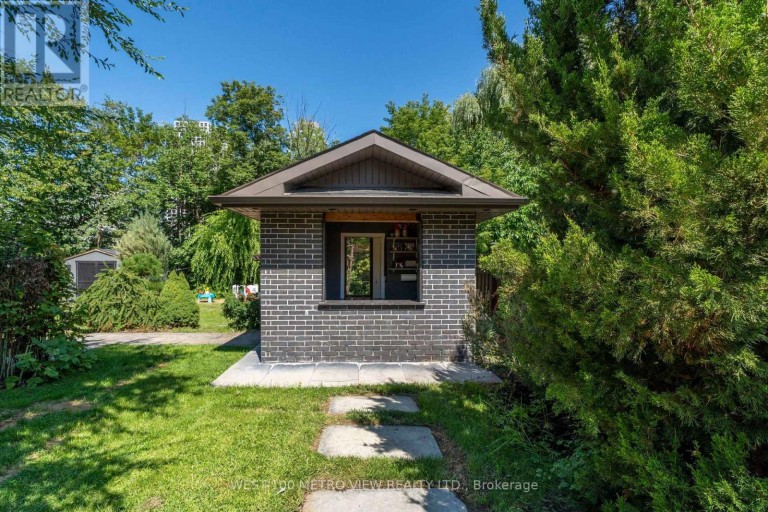 3495 JOAN DRIVE, Mississauga (City Centre), Ontario, L5B1T7