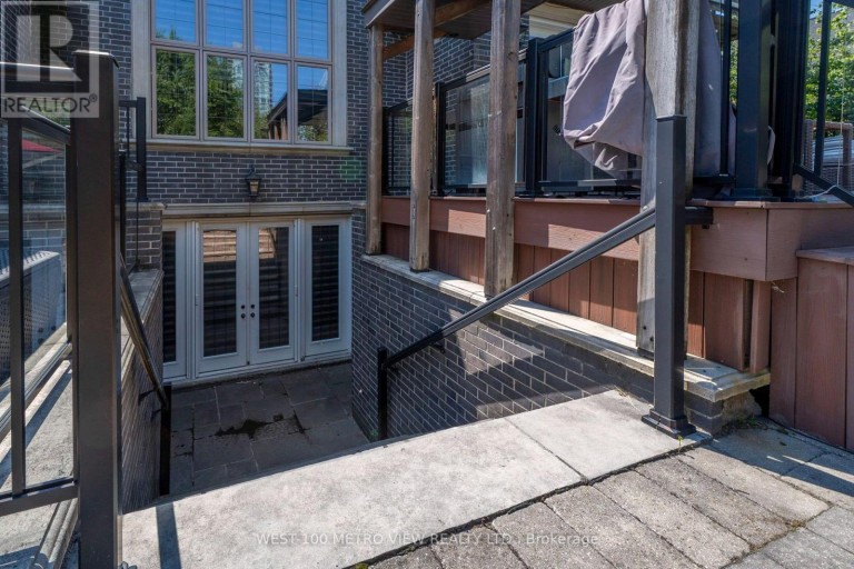 3495 JOAN DRIVE, Mississauga (City Centre), Ontario, L5B1T7