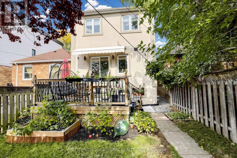 676 VAUGHAN ROAD, Toronto (Oakwood Village), Ontario, M6E2Y6