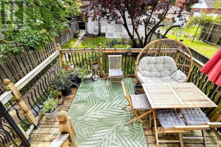 676 VAUGHAN ROAD, Toronto (Oakwood Village), Ontario, M6E2Y6