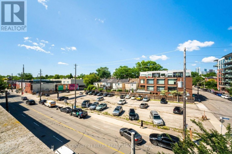 123 - 201 CARLAW AVENUE, Toronto (South Riverdale), Ontario, M4M2S3