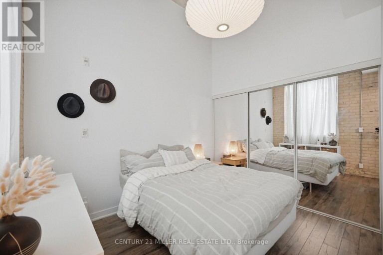 123 - 201 CARLAW AVENUE, Toronto (South Riverdale), Ontario, M4M2S3
